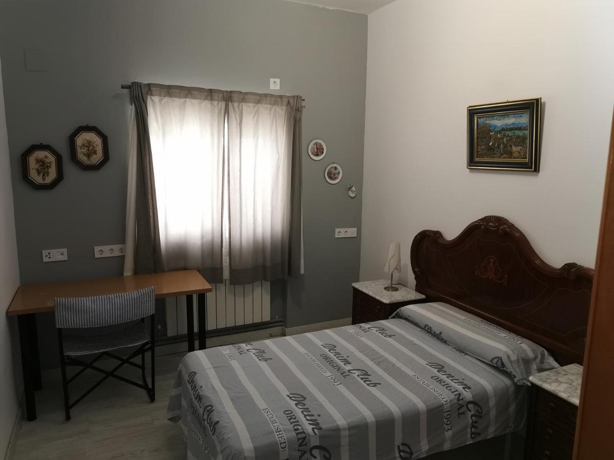 Villa "Luna De Segovia" Leganés Kültér fotó