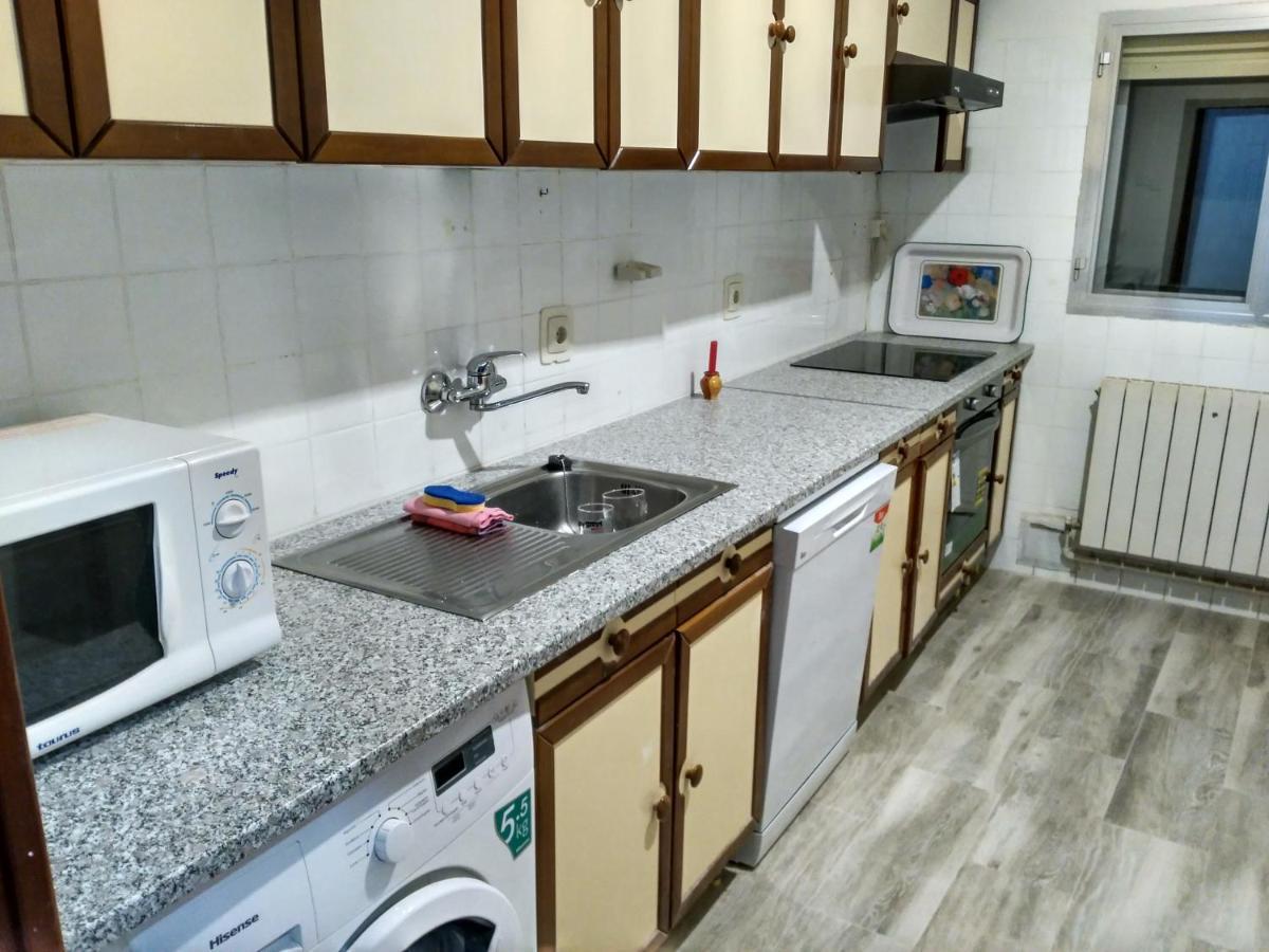 Villa "Luna De Segovia" Leganés Kültér fotó